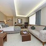 Royal Sweet Hotel